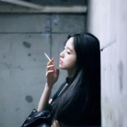 高清qq头像女生吸烟伤感图片